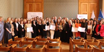 Wręczono Krajowe Certyfikaty „Szkoła i Przedszkole Promujące Zdrowie”